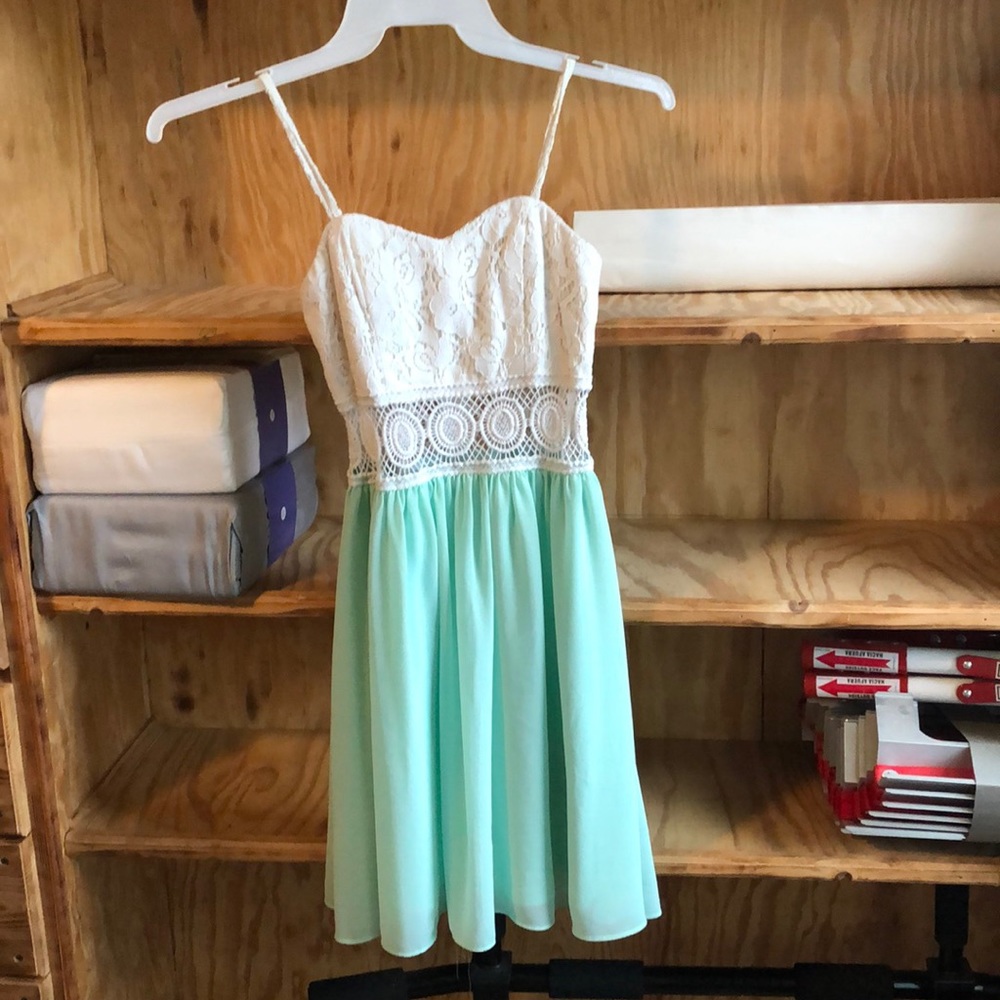 lacy formal dress